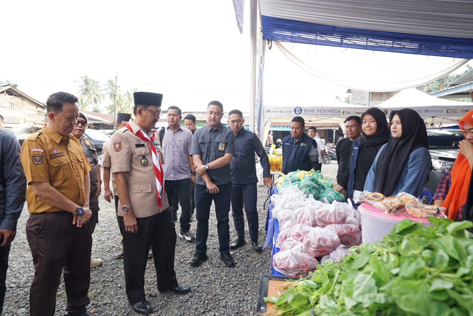 BUPATI AGUS ISTIQLAL IKUTI APEL BESAR HARI PRAMUKA KE-63