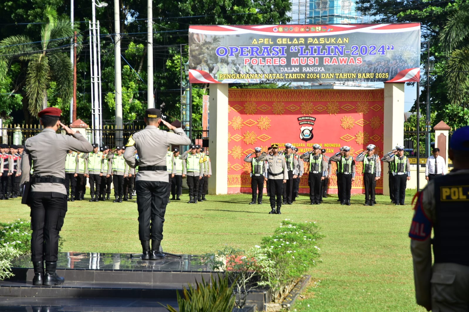 Kapolres Musirawas AKBP Andi Supriadi SH,SIK,MH  Gelar Apel Pasukan Dalam Rangka Operasi Lilin 2024