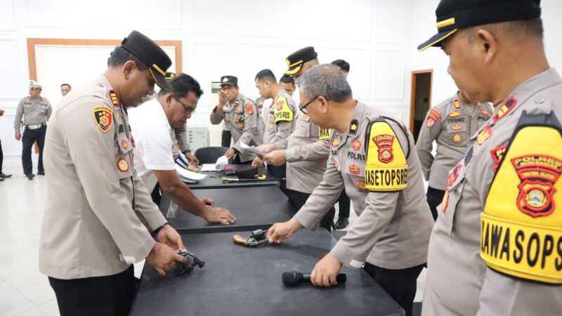 Kapolres Musi Rawas Pimpin Apel dan Pemeriksaan Senpi Dinas Personel