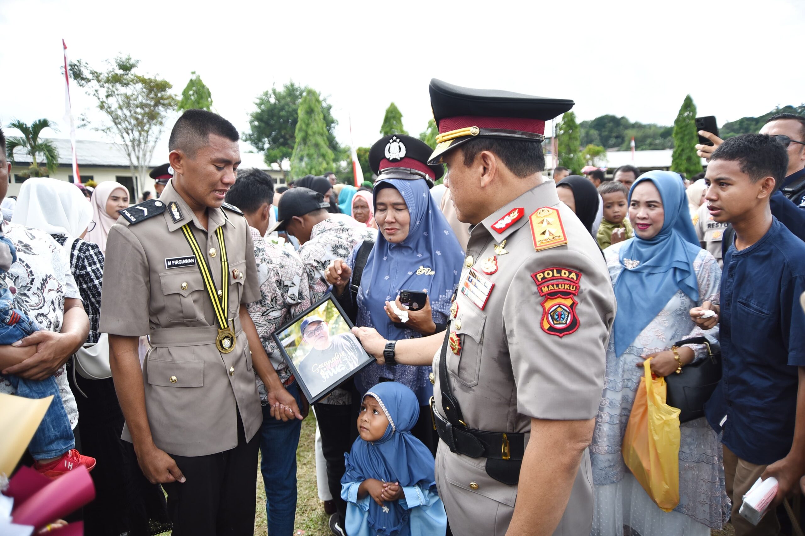 Sapa Bintara Polri Yang Baru Dilantik Kapolda Maluku Teteskan Air Mata