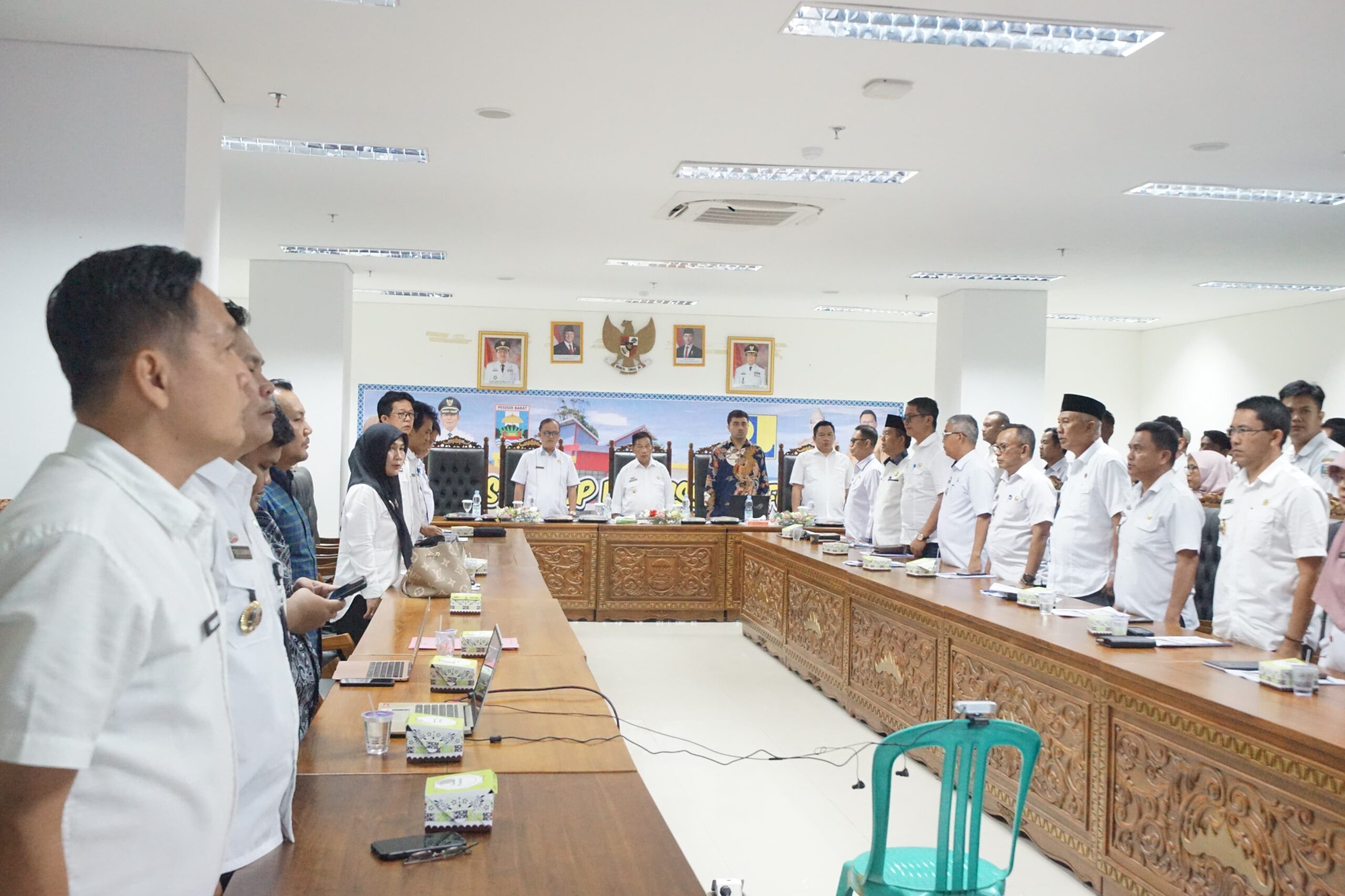 WAKIL BUPATI ZULQOINI SYARIF BUKA FGD II PENYUSUNAN KAJIAN TEKNIS RTRW PESIBAR