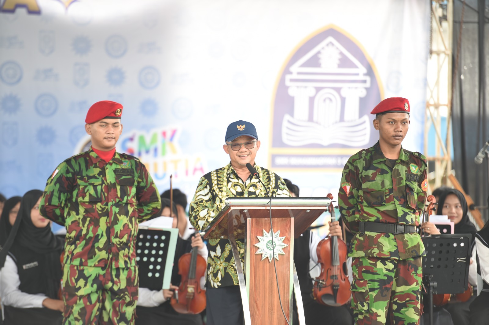 Pentingnya Sertifikasi Keahlian dan Mental Kewirausahaan di SMK