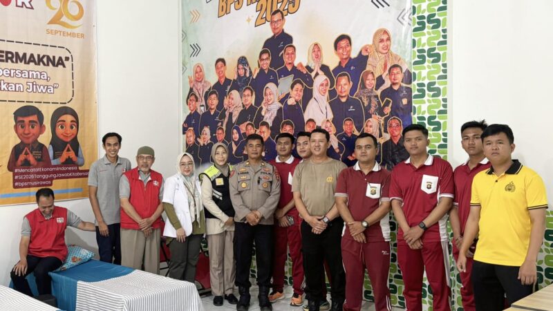 Hari Statistik Nasional, Siddokes Polres Musi Rawas Berperan Aktif Donor Darah Bersama BPS Kabupaten Mura 