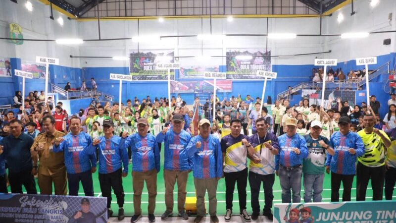 Bupati Tanjab Barat Resmi Buka Kejurprov PBSI Jambi, 520 Atlet Berlaga