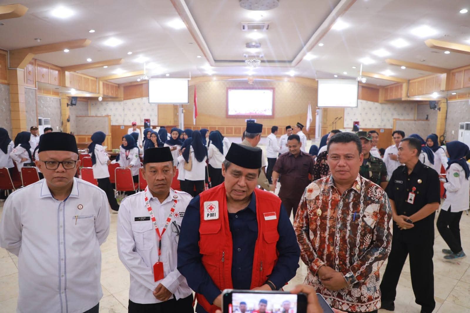 Wabup Katamso Hadiri Pelantikan Dewan Kehormatan dan Pengurus PMI Tanjab Barat 2024-2029