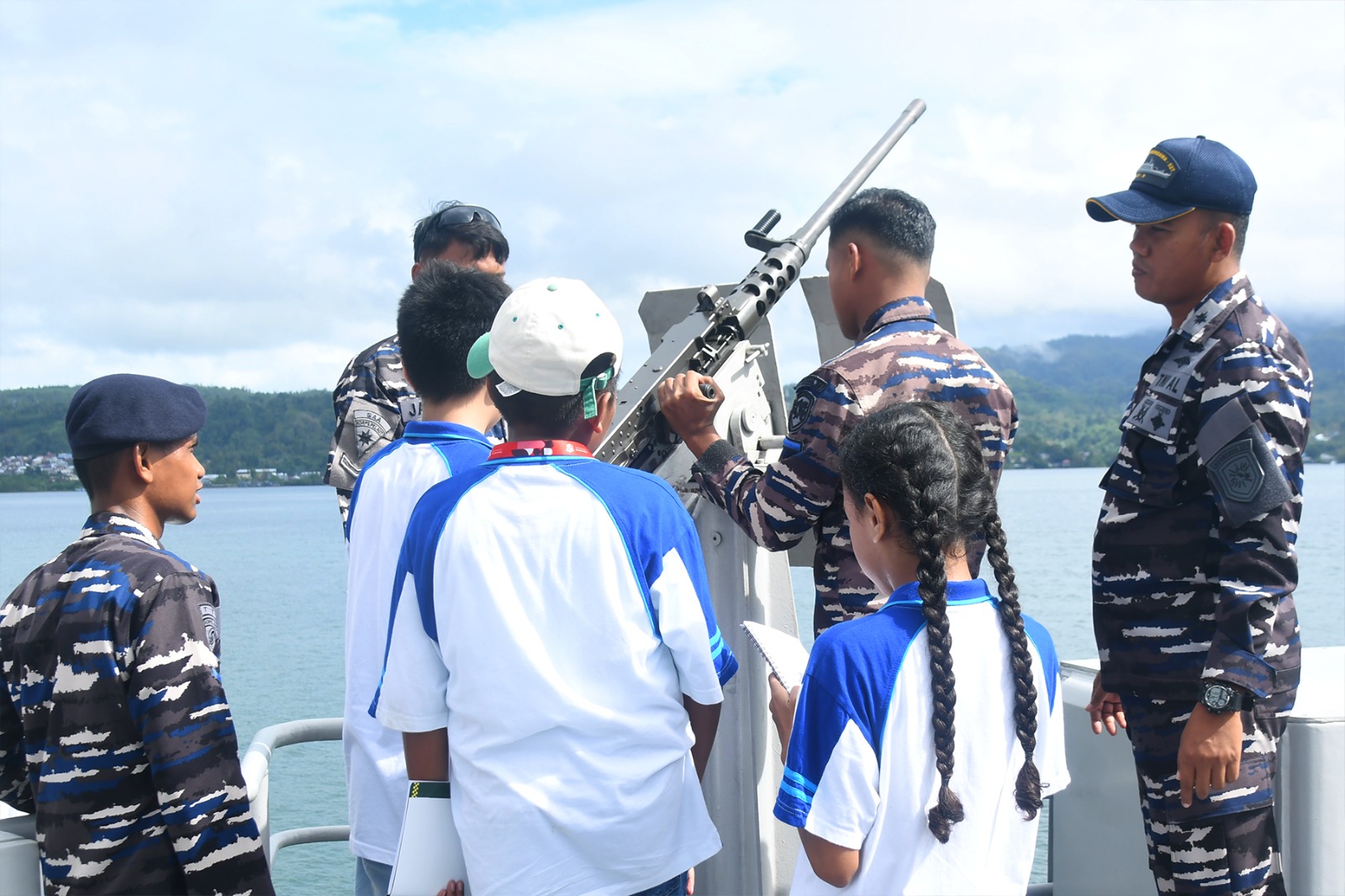 Kodaeral IX Terima Kunjunan Edukatif Siswa SMP Kalam Kudus Ambon