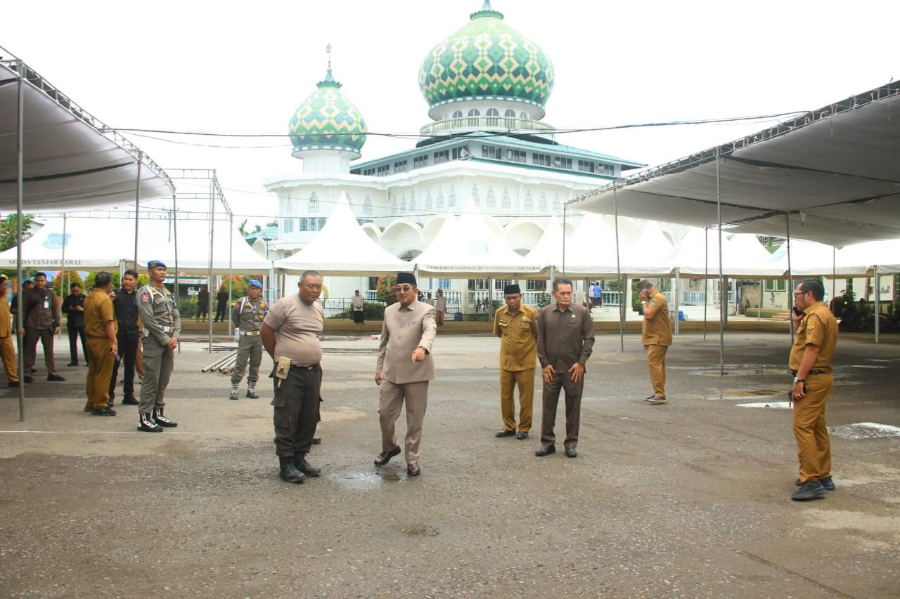Bupati Anwar Sadat Tinjau Persiapan Haul Akbar Syekh Abdul Qadir Al-Jailani 2025 Usai Hadiri Paripurna DPRD