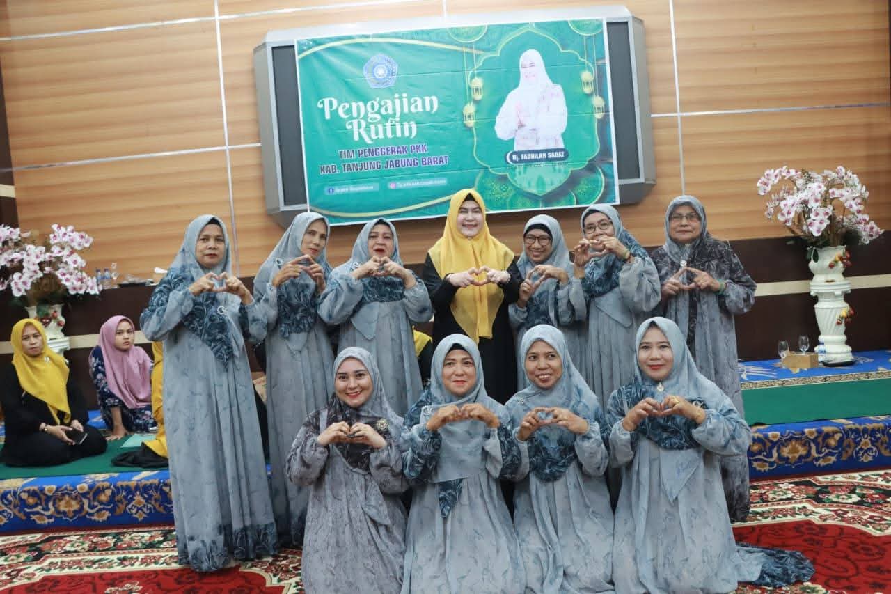 Ketua TP PKK Kabupaten, Hj. Fadhilah Sadat, Gelar Pengajian Rutin Bulanan