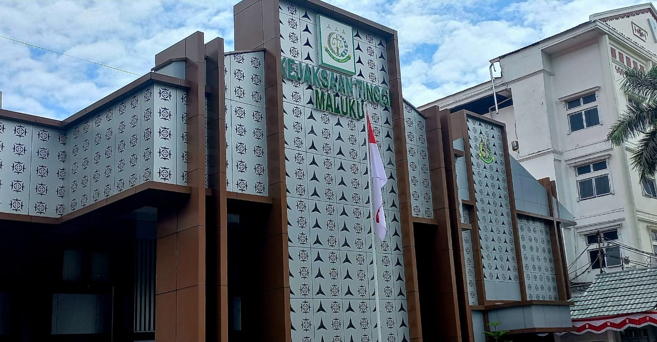 Kejati Maluku Lemah? Diminta Buka Kasus Sariputih