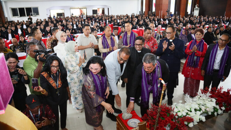 Gubernur Buka Sidang Sinode GPM ke-39; Maknai Spirit Hidup Orang Basudara