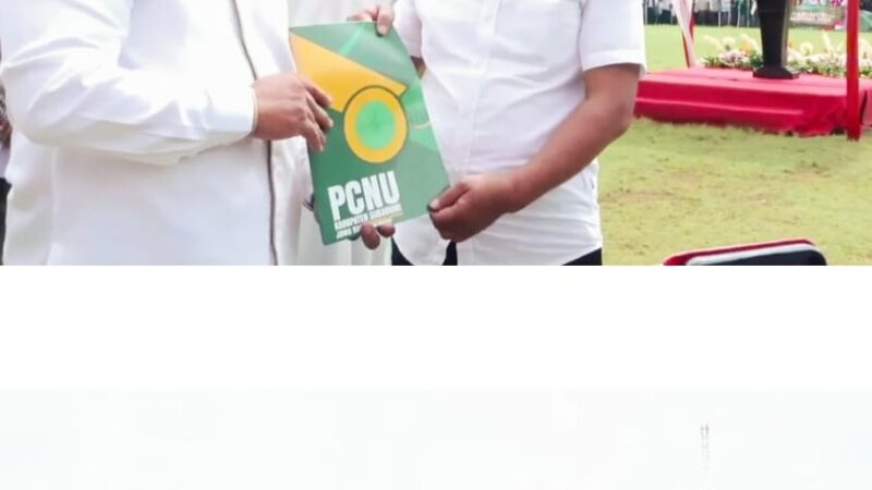 Upacara Peringatan Hari Santri Nasional Tingkat Kabupaten Sukabumi Tahun 2025