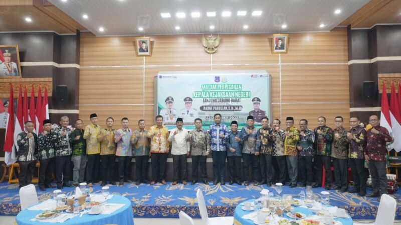 Pemkab Tanjab Barat Gelar Malam Perpisahan Kepala Kejaksaan Negeri