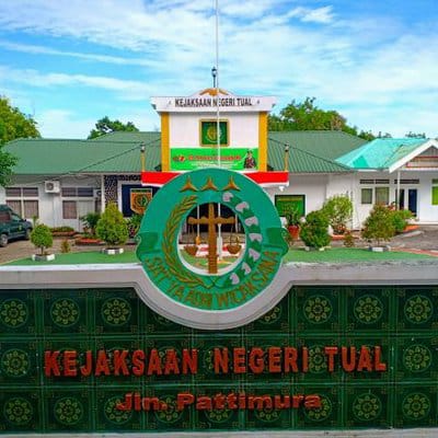 Pengledaan Kejari Tual Dikantor Cabang Bank Maluku Malut
