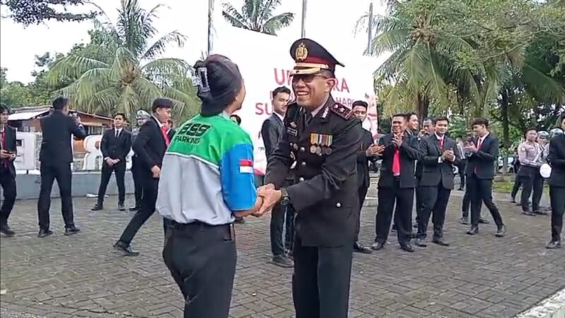 Petugas ticketing parkir Ikut Hormat Bendera, Wakapolres Pangandaran Beri Penghargaan Saat Upacara Hari Sumpah Pemuda