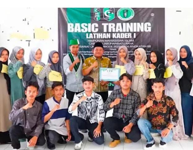 Wakil Bupati Labuhanbatu Menjadi Pemateri Kegiatan Basic Training