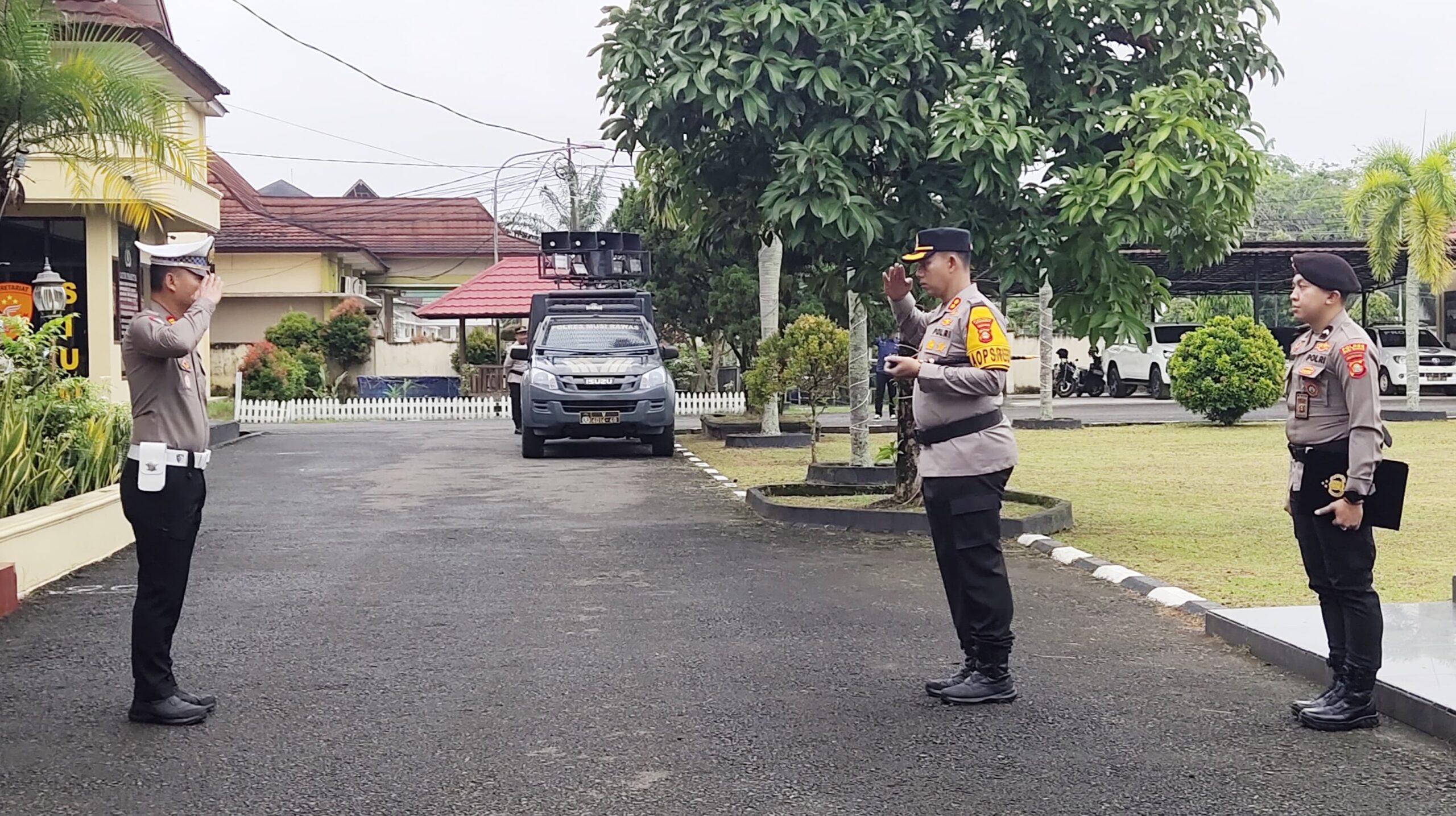 Pimpin Apel Operasi Zebra Musi Tahun 2025, Kapolres Musi Rawas : Ciptakan Inovasi Dukung Kamseltibcarlantas