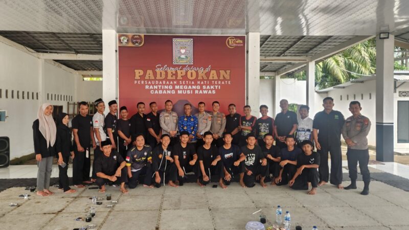 Satuan Binmas Polres Musi Rawas Gelar Sambang Silaturahim dan Penyuluhan di Pedepokan PSHT Megang Sakti
