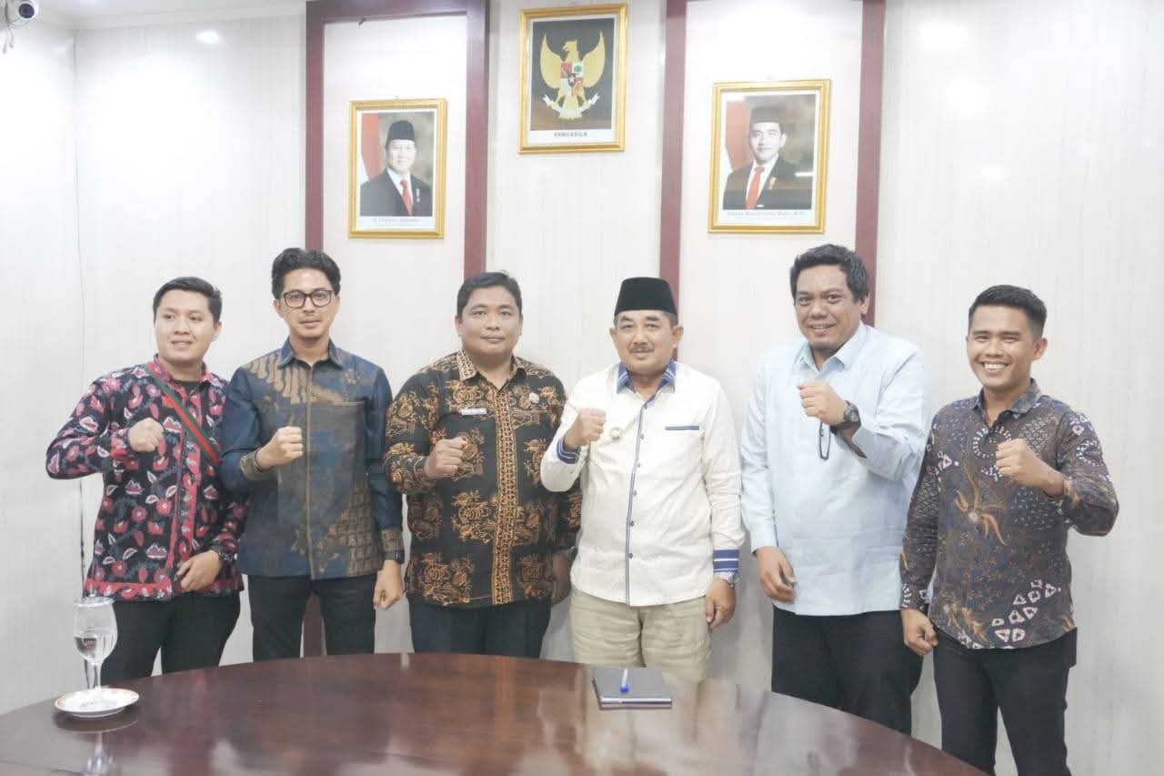 Bupati Tanjab Barat Sambut Silaturahmi KPID Jambi
