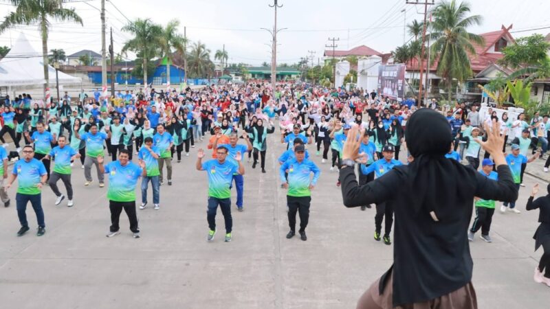HUT KORPRI ke-54: Wabup Katamso Ajak ASN Jaga Kebugaran & Perkuat Kekompakan Lewat Senam Bersama