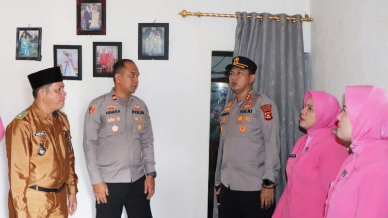 Sentuhan Kemanusiaan, Kembalikan Senyum Warga Desa Remayu — Kapolres Musi Rawas Serahkan Kunci Bedah Rumah Hasil Donasi Personel