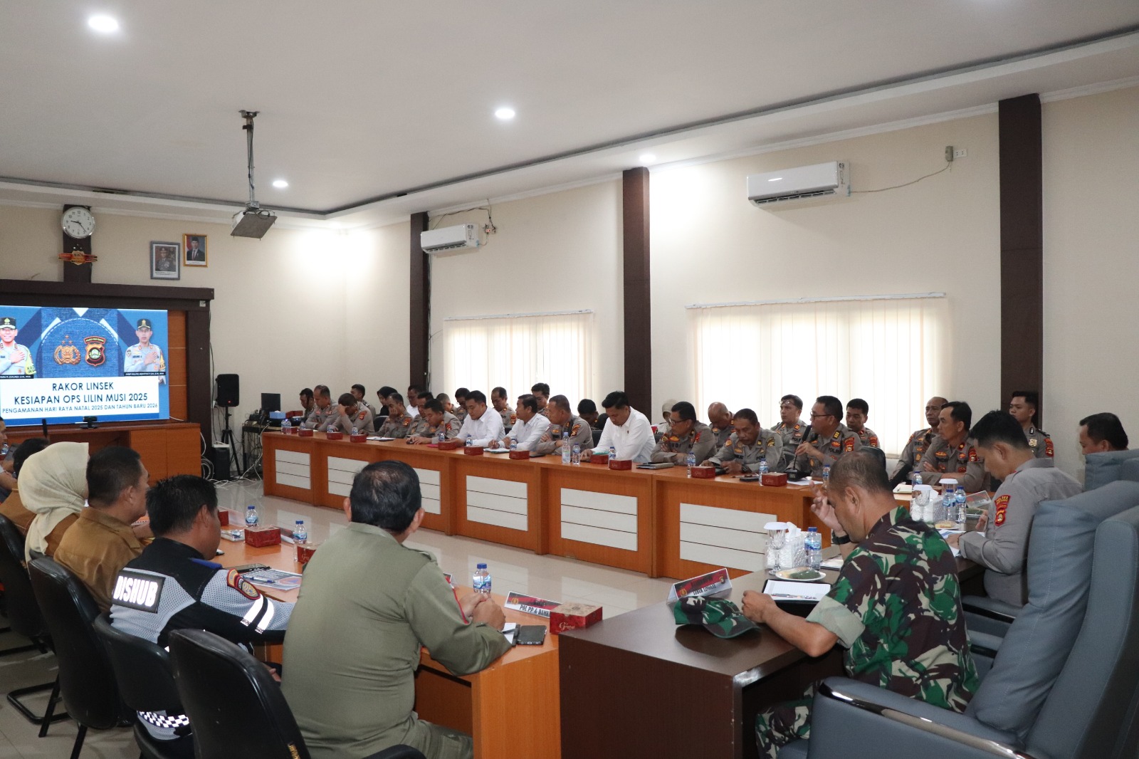 Jelang Nataru, Kapolres Musi Rawas Bersama Forkopimda Gelar Rakor Lintas Sektoral Ops Lilin 2025