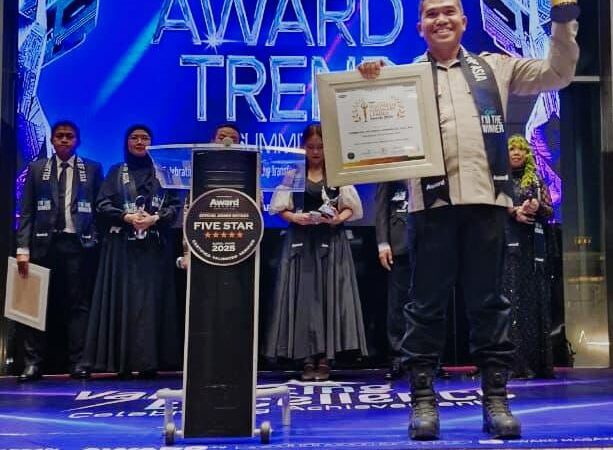 Ditreskrimsus Polda Gorontalo Raih Penghargaan bergengsi dari Indonesia Award Magazine dengan kategori “Best Integrity and Innovative Leader 2025”.