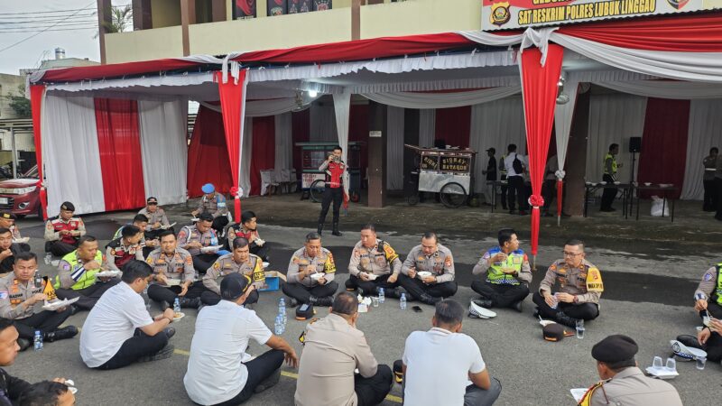 Penuh Keakraban dan Kehangatan, Sebelum Terjun ke Titik Pengamanan, Kapolres Lubuk Linggau, Mengajak Seluruh Jajarannya Untuk Istirahat Sejenak