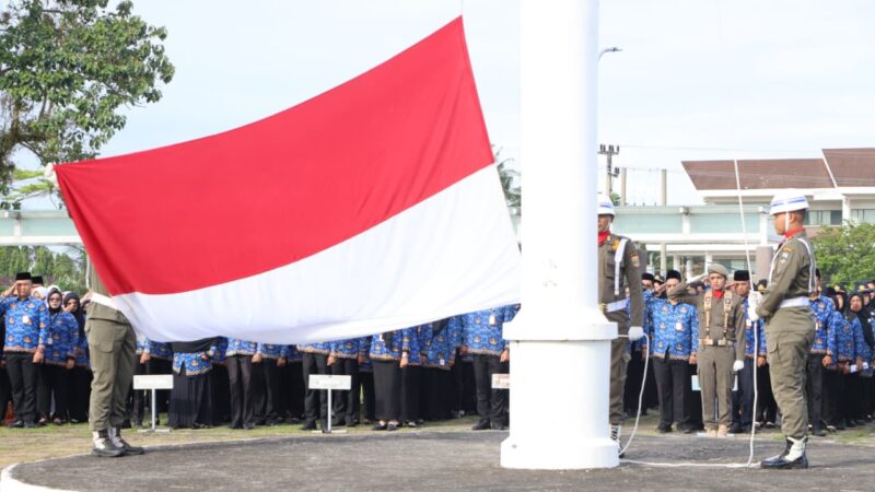 PEMKAB PESIBAR GELAR UPACARA PERINGATAN HUT KORPRI KE-54