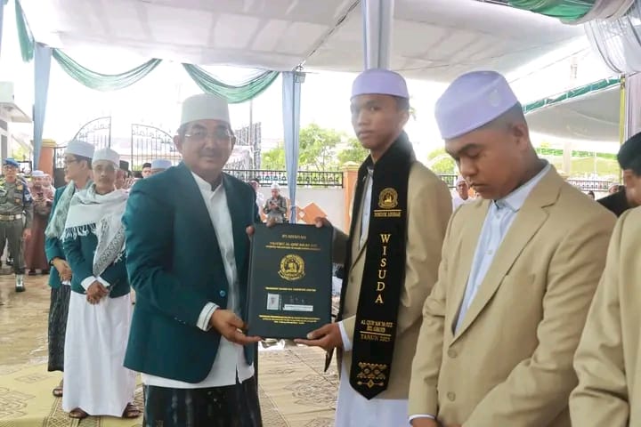 Bupati dan Wakil Bupati Tanjung Jabung Barat Hadiri Puncak Haul Syekh Muhammad Ali Bin Syekh Abdul Wahab Ke-15