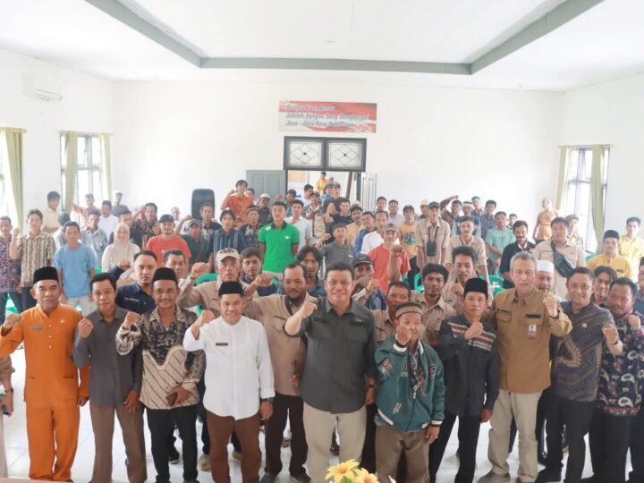 Wabup Katamso Salurkan Bantuan Sembako, Perkuat Penanganan Stunting, dan Dorong Akurasi Data DTSEN di Renah Mendaluh