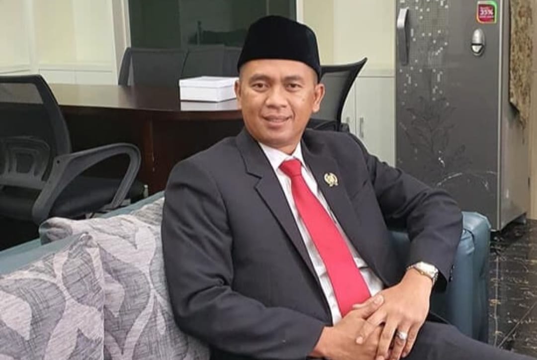 Hera Iskandar Anggota DPRD Kabupaten Sulabumi : Terkait Penggabungan Wilayah Sejumlah Kecamatan di Kabupaten Sukabumi Perlu Dikaji Lebih Dalam
