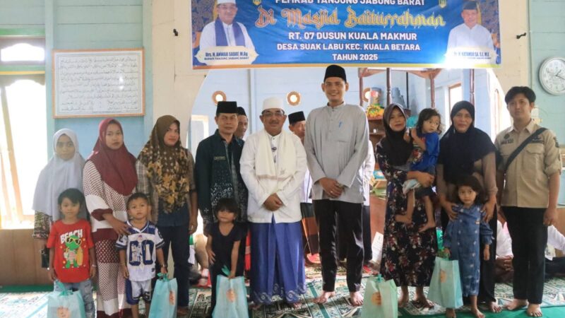 Safari Jumat Berkah di Kuala Betara, Bupati Anwar Sadat Paparkan Progres Infrastruktur, Pertanian, dan Program Sosial untuk Warga Suak Labu