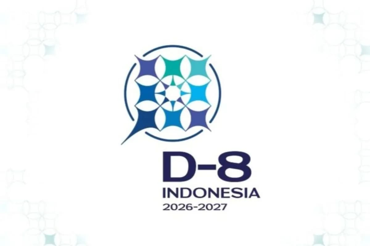 Kemlu Luncurkan Logo Keketuaan D-8