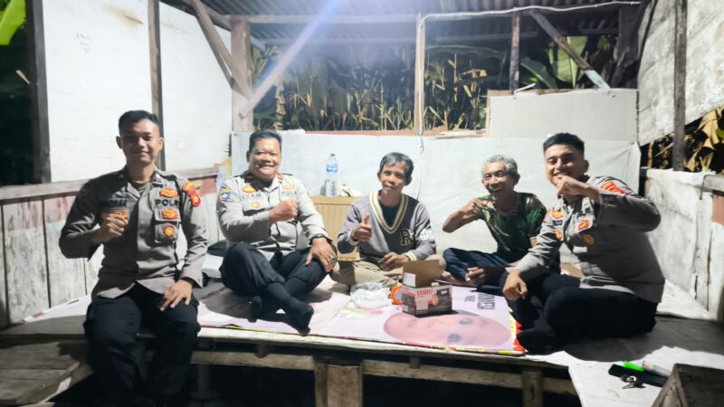 Jajaran Satbinmas Polres Lubuk Linggau Melaksanakan kegiatan Sambang Sekaligus Memperkuat Pos-Pos Pengamanan Swakarsa 