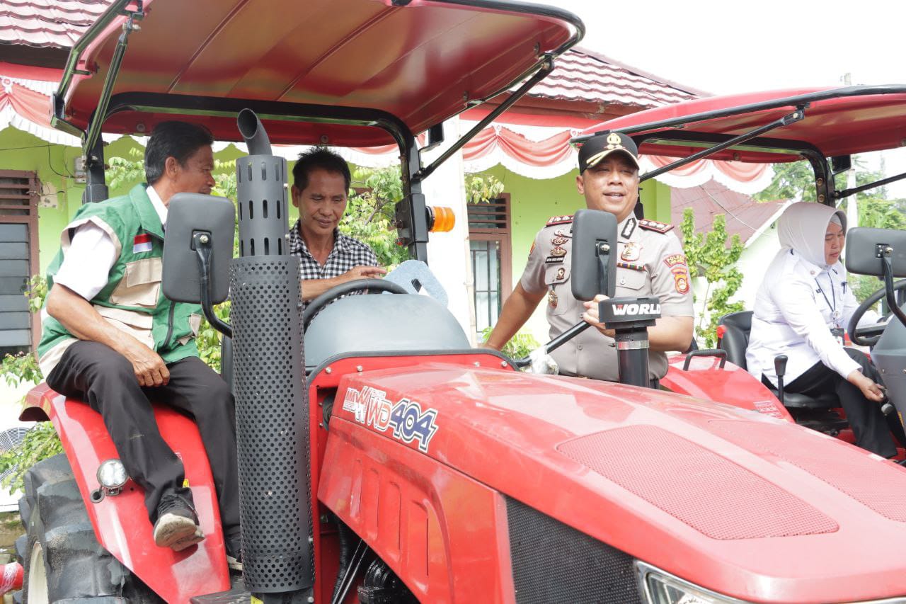 Dukung Kemandirian Pangan Nasional ,Kapolres Lubuk Linggau, AKBP Adithia Bagus Arjunadi, Hadiri kegiatan Panen Raya