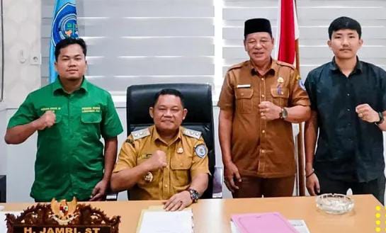 PERERAT SILATURAHMI, WABUP LABUHANBATU TERIMA AUDIENSI PD PERSIS LABUHANBATU RAYA