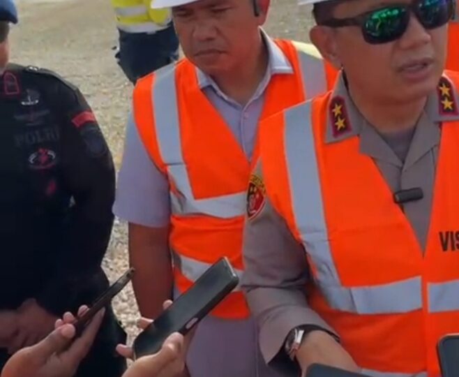 Kapolda Gorontalo Didampingi Dirreskrimsus KBP Dr. Maruly Pardede bersama PJU, Menyampaikan kunjungannya ke Polres Pohuwato