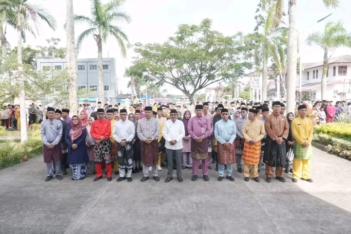 Bupati Anwar Sadat Kukuhkan PNS, PPPK, dan PPPK Paruh Waktu, Tegaskan Komitmen Reformasi Birokrasi