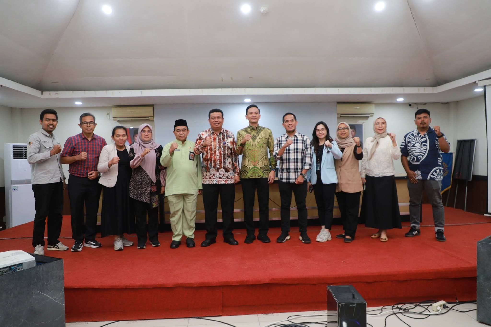 Wabup Katamso Kunjungi PLN UP3 Jambi, Dorong Percepatan Listrik ke TPA Lubuk Terentang