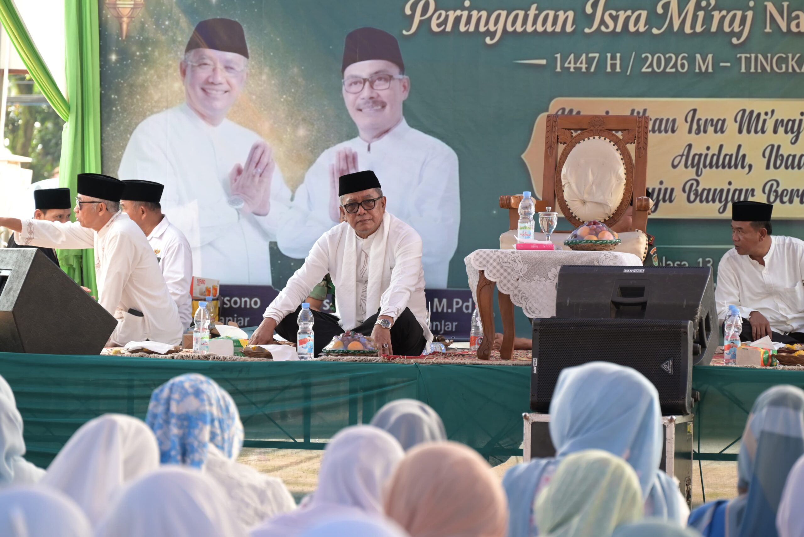 Ribuan Masyarakat dan ASN Se-Kota Banjar Hadiri Peringatan Isra Mi’raj Tingkat Kota Banjar Di Alun-Alun Kota Banjar