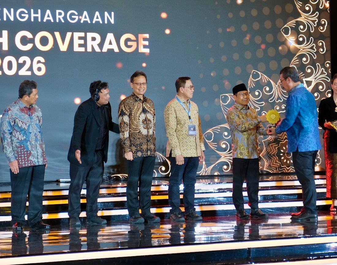 Gubernur Antar Maluku Raih Penghargaan Nasional UHC