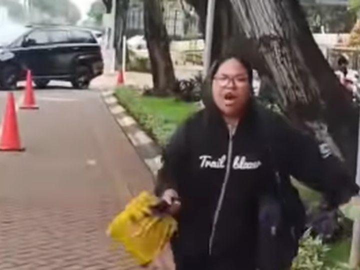 Viral Perempuan Mengamuk Saat Ditagih Ongkos Ojol di Jakbar, Dinsos Angkat Bicara