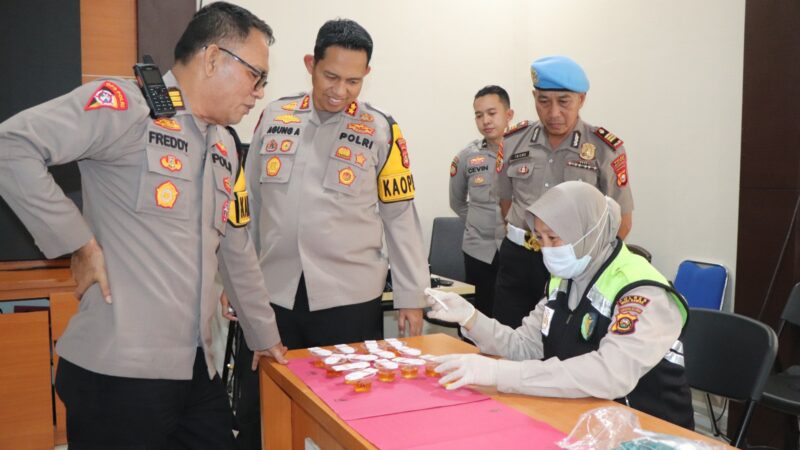Kapolres Musi Rawas Pimpin Langsung Cek Urine Mendadak PJU Polres Musi Rawas