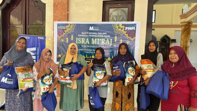 PNM Salurkan Bantauan kepada Anak Yatim di Leihitu Malteng