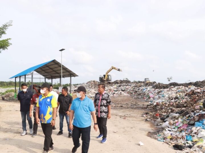 Respons Arahan Presiden soal Darurat Sampah, Bupati Tanjab Barat Tinjau TPA Lubuk Terentang