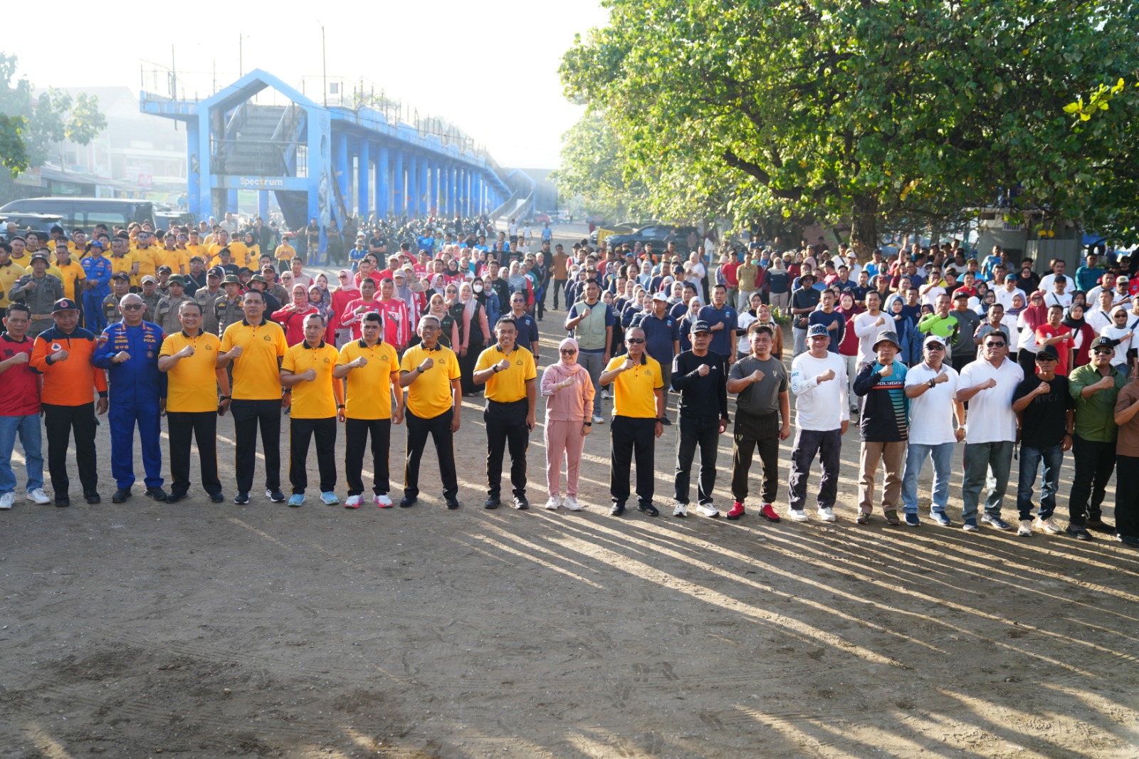 Kapolda Jabar Pimpin Aksi Bersih Pantai Pangandaran, Susi Pudjiastuti: “Jangan Sampai Soal Sampah Harus Diingatkan Presiden”