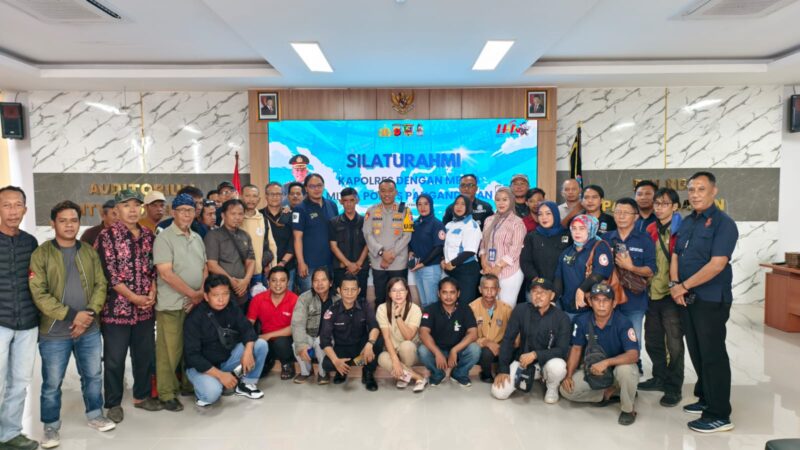 Kapolres pangandaran Gelar Silaturahmi Bersama Awak Media
