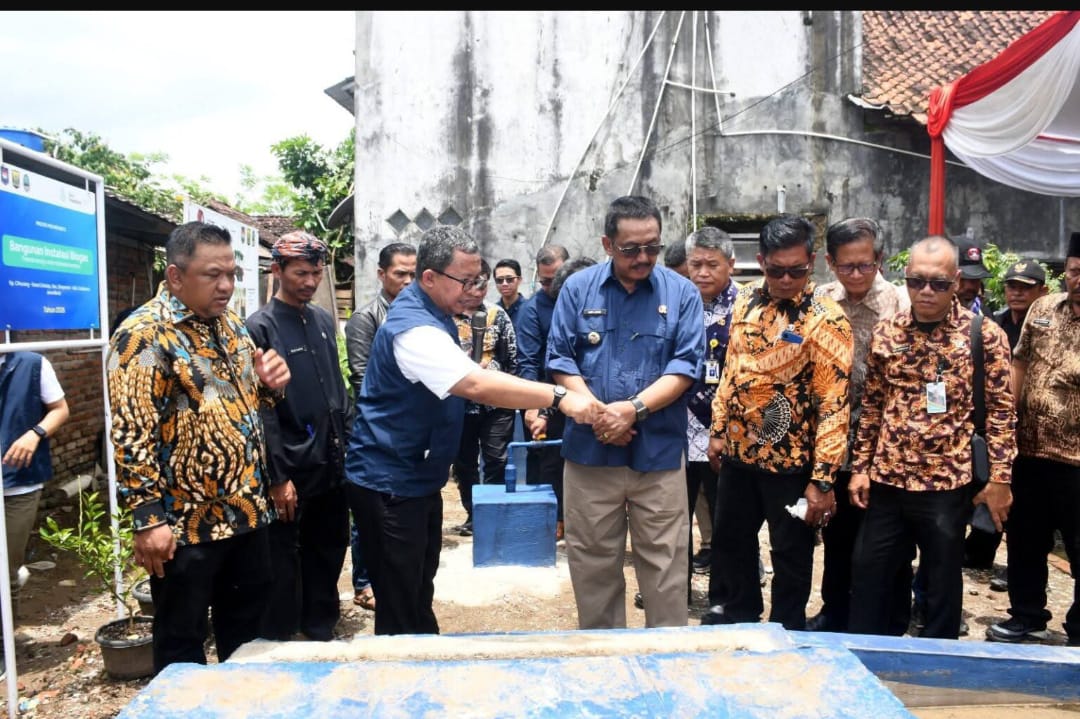 Bupati Sukabumi Resmikan Biogas dan Solar Dryer