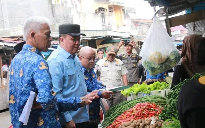 Pastikan Stok dan Harga Pangan Stabil Jelang Ramadhan 1447 H, Wabup Katamso Sidak Pasar Tradisional