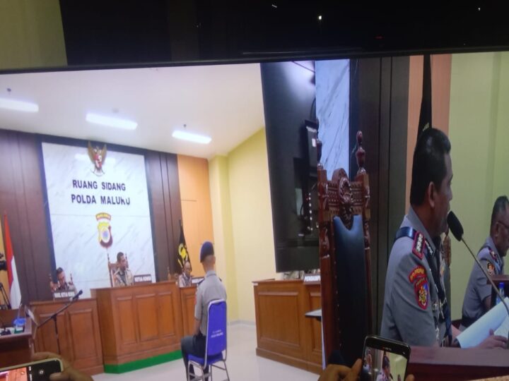 Bripda Mesias Siahaya PTDH Palaku Penganiayaan di Tual